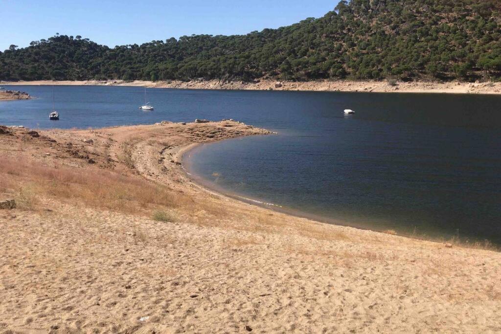 Precioso Piso En La Playa De Madrid A 45 Min Del Centro De La Ciudad Apartment San Martín de Valdeiglesias Exterior foto